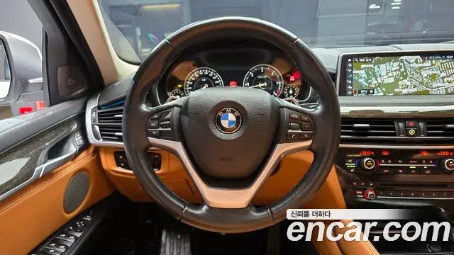 BMW X6 2018 — Фото 13/20