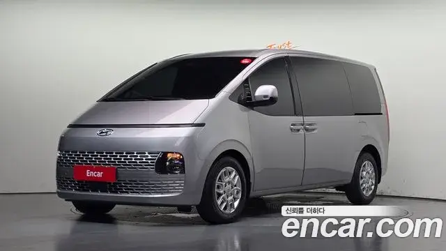 Hyundai Staria 2022 — Фото 1/20