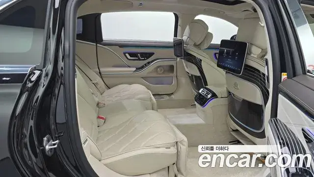 Mercedes-Benz S-Class 2024 — Фото 11/20