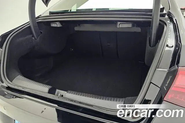 Mercedes-Benz CLA-Class 2025 — Photo 19/20