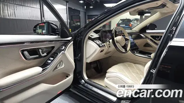 Mercedes-Benz S-Class 2023 — Фото 10/20