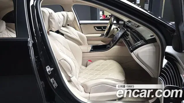 Mercedes-Benz S-Class 2023 — Фото 11/20