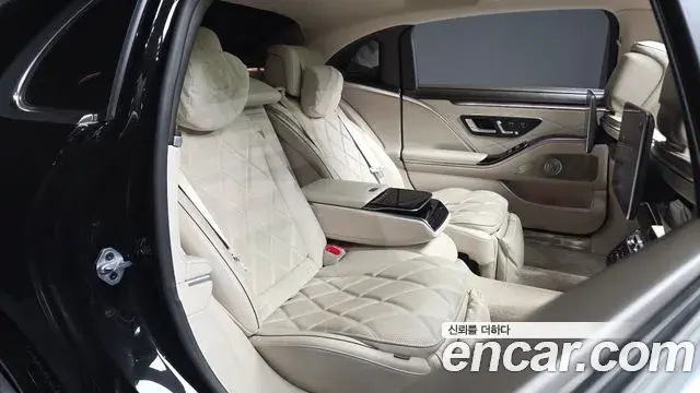 Mercedes-Benz S-Class 2023 — Фото 12/20