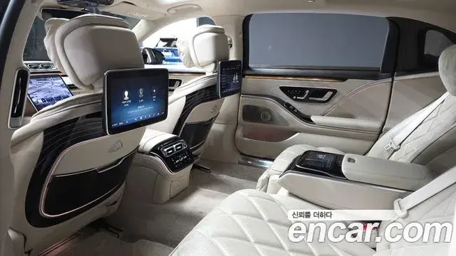 Mercedes-Benz S-Class 2023 — Фото 19/20
