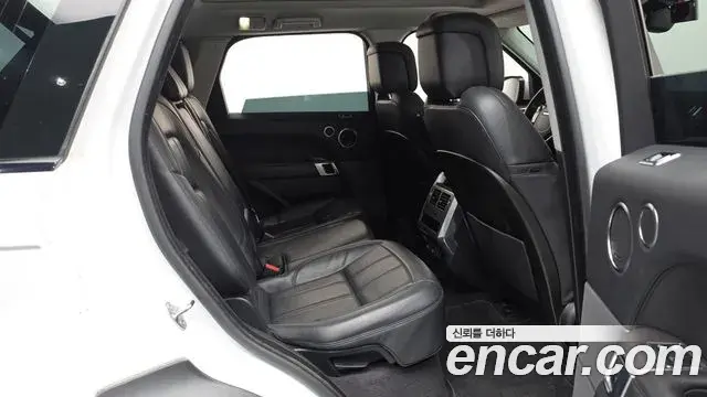 Land Rover Range Rover Sport 2019 — Фото 11/20