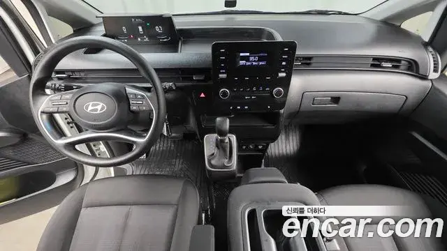 Hyundai Staria 2025 — Фото 11/20