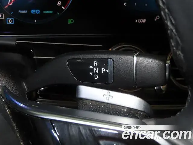 Mercedes-Benz E-Class 2021 — Фото 12/20