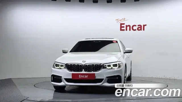 BMW 5 Series 2018 — Фото 3/20