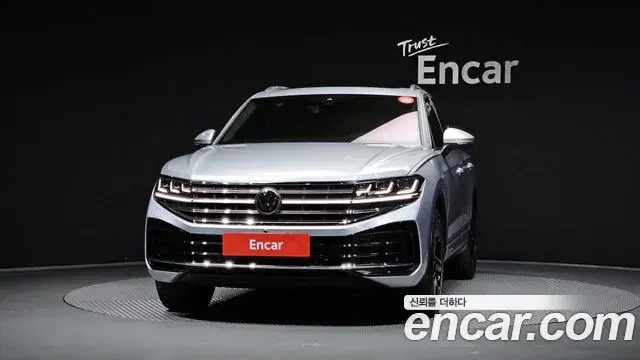 Volkswagen Touareg 2026 — Photo 26/38