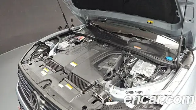 Volkswagen Touareg 2026 — Photo 37/38