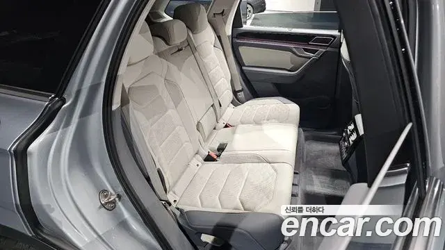 Volkswagen Touareg 2026 — Photo 5/38