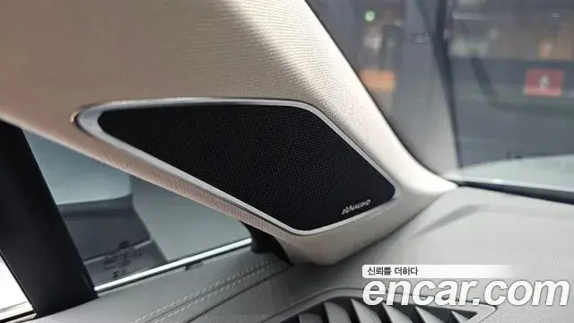 Volkswagen Touareg 2026 — Photo 16/38