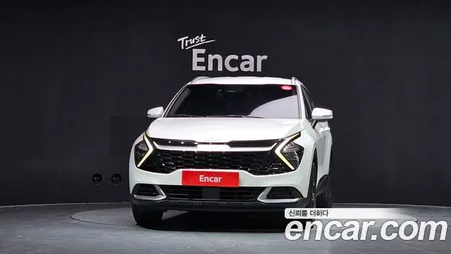 Kia Sportage 2021 — Фото 3/20