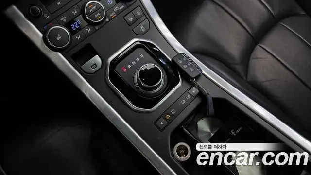 Land Rover Range Rover Evoque 2018 — Фото 9/20