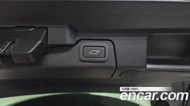Land Rover Range Rover Evoque 2018 — Şəkil 12/31