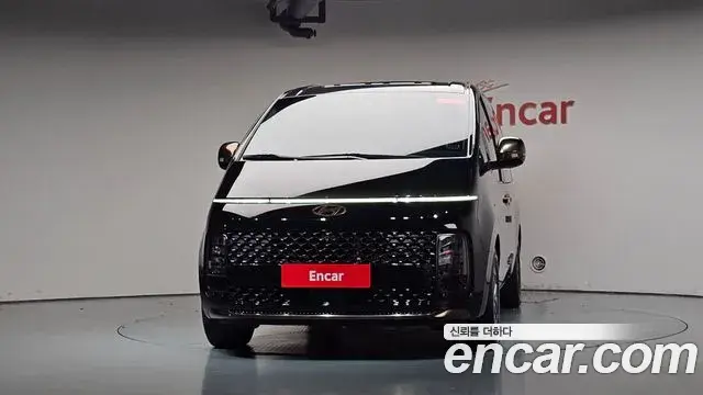 Hyundai Staria 2024 — Фото 3/20