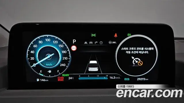 Hyundai Staria 2024 — Фото 8/20
