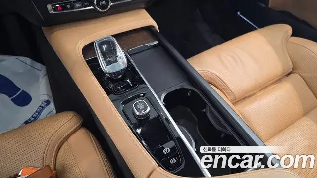Volvo S90 2023 — Фото 17/20