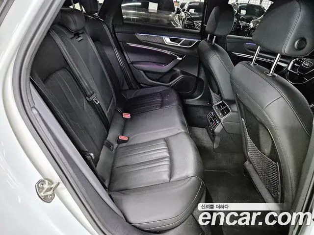 Audi A6 2023 — Фото 17/20