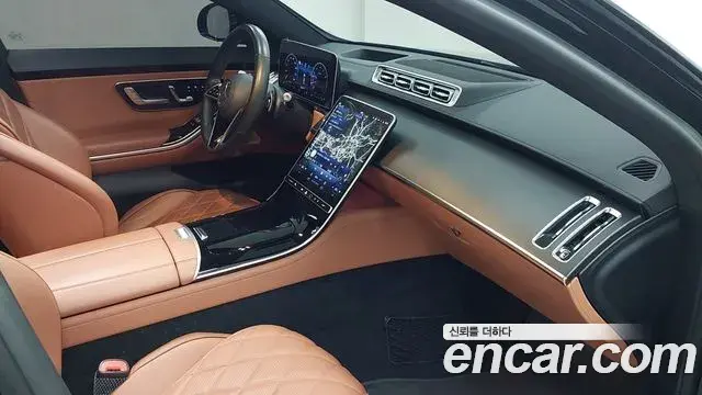 Mercedes-Benz S-Class 2023 — Фото 12/20