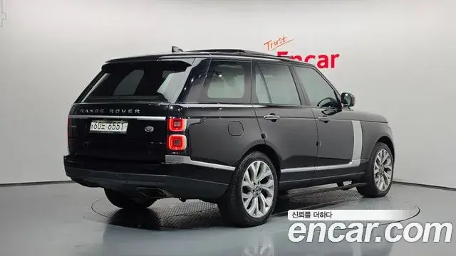 Land Rover Range Rover 2018 — Photo 15/20