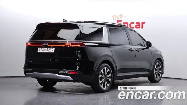 Kia Carnival 2022 — Фото 2/20