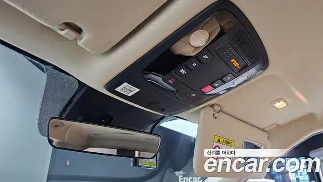 Kia Carnival 2022 — Фото 18/20