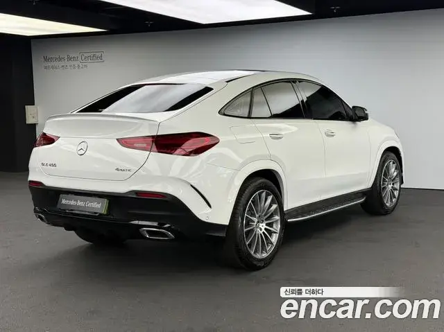 Mercedes-Benz GLE-Class 2026 — Фото 1/18
