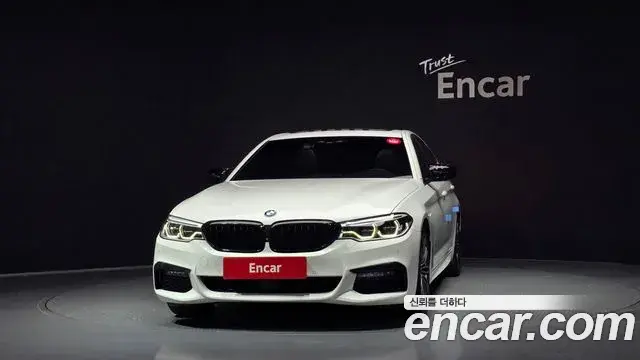 BMW 5 Series 2019 — Фото 1/20