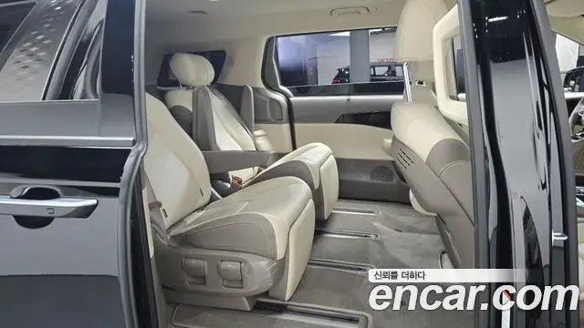 Kia Carnival 2024 — Фото 11/20