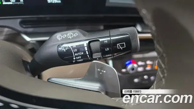 Kia Carnival 2024 — ფოტო 25/34