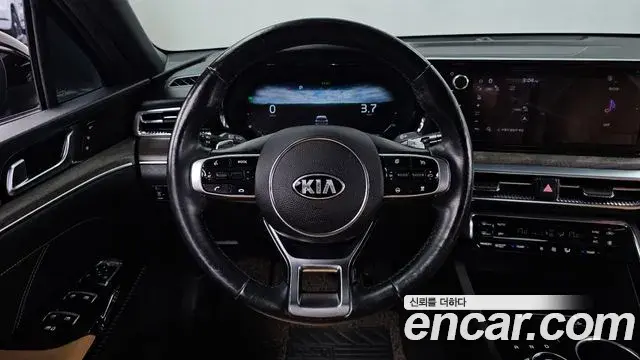 Kia K5 2020 — Фото 13/20