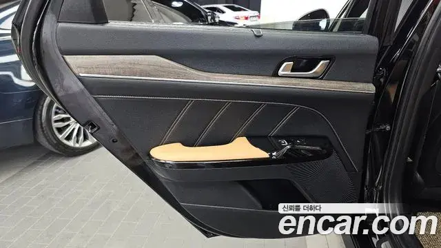 Kia K5 2020 — Şəkil 29/34