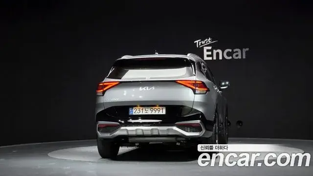 Kia Sportage 2022 — Photo 4/20