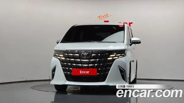 Toyota Alphard 2025 — Photo 4/35
