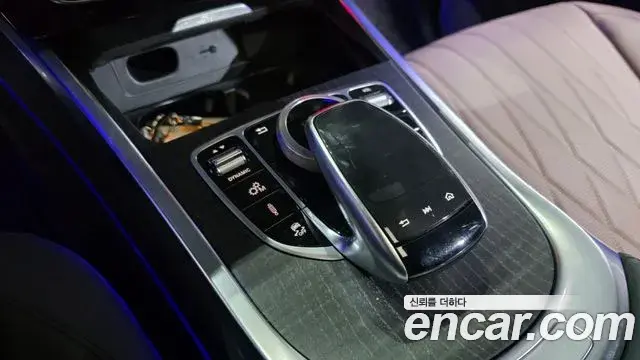 Mercedes-Benz G-Class 2024 — ფოტო 35/37