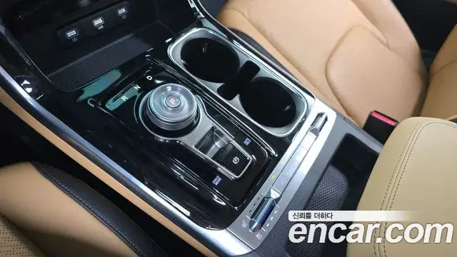 Kia Carnival 2023 — Фото 9/20
