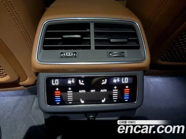 Audi A6 2021 — Фото 15/20