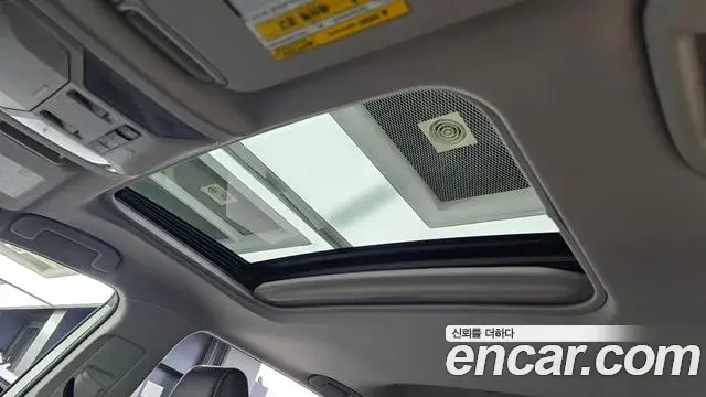 Toyota RAV4 2019 — Фото 16/20