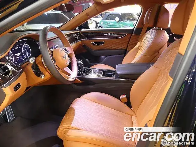 Bentley Flying Spur 2022 — ფოტო 6/20