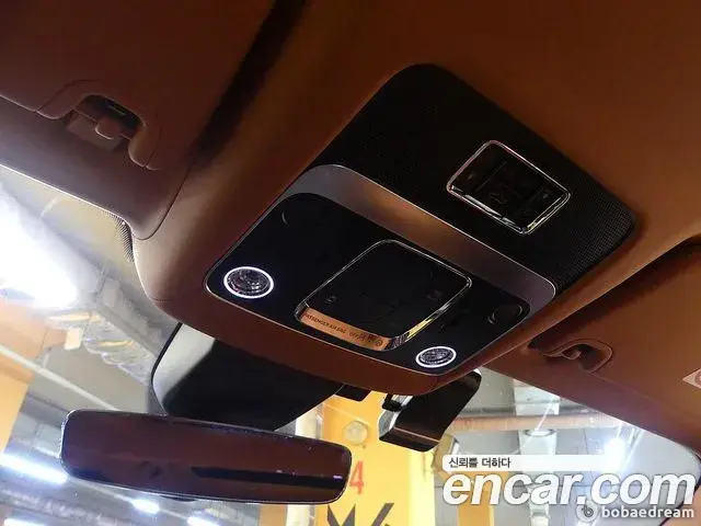 Bentley Flying Spur 2022 — ფოტო 20/20