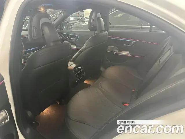 Mercedes-Benz E-Class 2025 — Şəkil 12/18