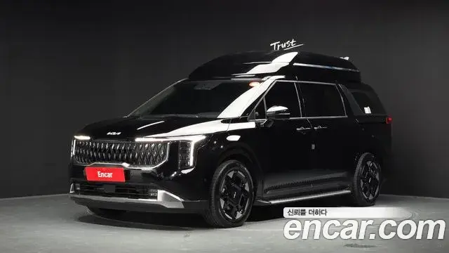 Kia Carnival 2025 — Фото 1/20