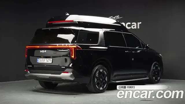 Kia Carnival 2025 — Фото 2/20
