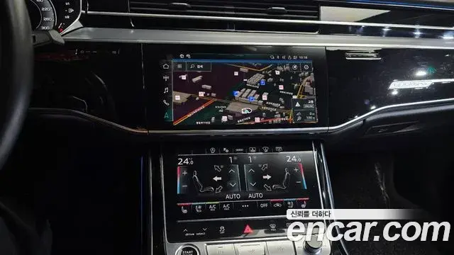 Audi A8 2021 — Фото 12/20