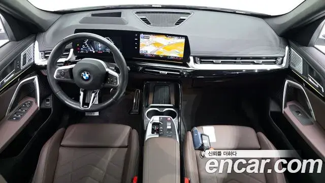 BMW X1 2023 — Photo 7/20