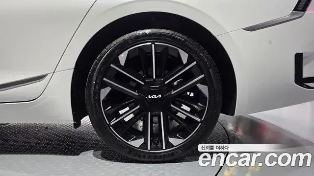 Kia K8 2025 — Photo 33/33