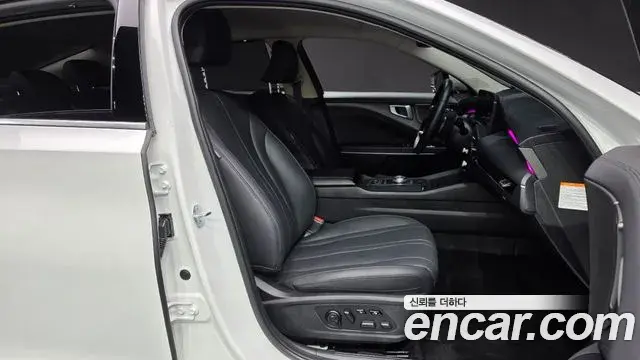 Kia K8 2025 — Photo 28/33