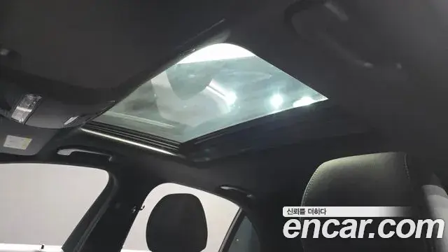 Mercedes-Benz E-Class 2021 — Photo 19/20