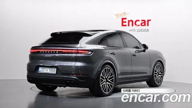 Porsche Cayenne 2025 — Фото 2/20